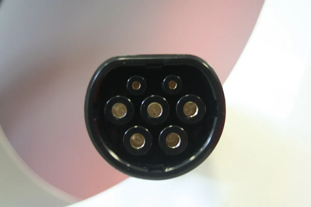 Une Tesla à un Superchargeur